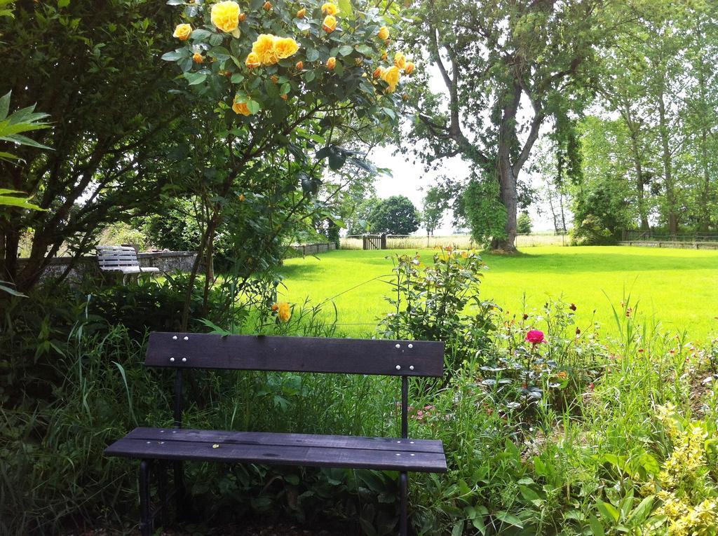 Fourmetot Le Petit Manoir De La Vernelle Bed & Breakfast エクステリア 写真